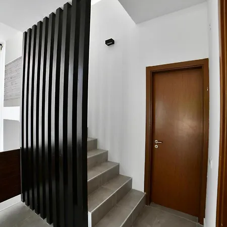 Vila Alvor * Алвор