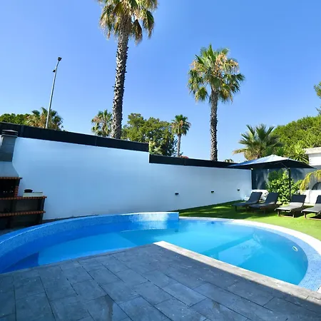 Villa Alvor 알보르