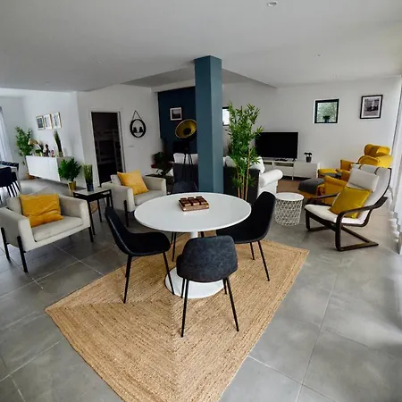 빌라 Villa Alvor *