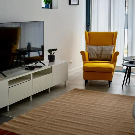 Villa Alvor * 알보르