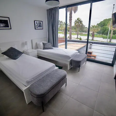 빌라 Villa Alvor *