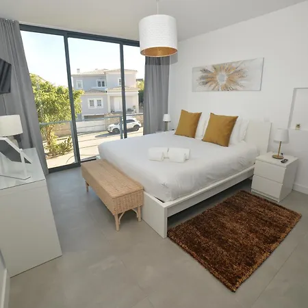 Villa Alvor *